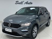 Usado VW T-Roc Advance 116 CV (85 kW) 2021 Gris SUV