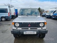 Usata Mitsubishi Pajero Top 84 CV (61 kW) 1989 Grigio SUV