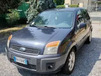 Usata Ford Fusion 68 CV (50 kW) 2006 Marrone Utilitaria