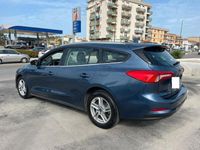Usata Ford Focus ST-Line 120 CV (88 kW) 2020 Blu Station wagon
