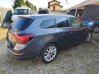 Usata Opel Astra Cosmo 179 CV (131 kW) 2011 Grigio Station wagon