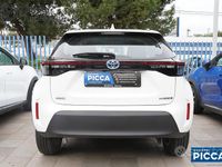 Usata Toyota Yaris Cross Active 92 CV (67 kW) 2024 Bianco SUV