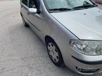 Usata Fiat Punto 69 CV (50 kW) 2006 Grigio Utilitaria