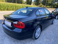 Usata BMW 320 177 CV (130 kW) 2008 Nero Berlina