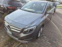 Usata Mercedes B180 Executive 109 CV (80 kW) 2015 Grigio Utilitaria