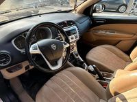 Usata Lancia Delta 130 CV (95 kW) 2012 Grigio Utilitaria