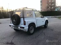 Usata Suzuki Vitara 75 CV (55 kW) 1989 Bianco SUV