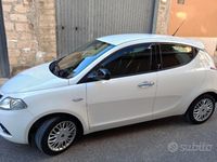 usata Lancia Ypsilon 1.2 16v full opzional