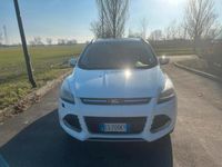 Usata Ford Kuga 163 CV (119 kW) 2013 Bianco SUV