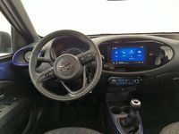 Nuova Toyota Aygo X Trend 72 CV (52 kW) 2025 Juniper blue & black met SUV
