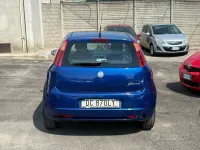Usata Fiat Grande Punto Dynamic 65 CV (47 kW) 2007 Bluazzurro Utilitaria