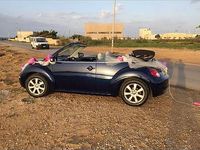 Usata VW New Beetle 105 CV (77 kW) 2007 Blu Utilitaria