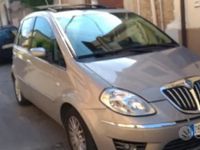 Usata Lancia Musa Platinum 95 CV (69 kW) 2008 Marrone Monovolume