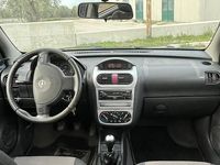 Usata Opel Corsa 68 CV (50 kW) 2005 Verde Utilitaria