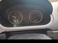 Usata Ford Fiesta 68 CV (50 kW) 2005 Blu Utilitaria