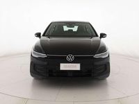 Usata VW Golf VIII Life 116 CV (85 kW) 2025 Grenadill black metallizzato Berlina