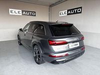 Usata Audi Q7 S-Line 286 CV (210 kW) 2022 Grigio scuro SUV