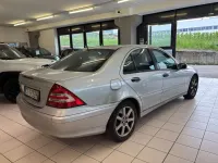 Usata Mercedes C220 Avantgarde 150 CV (110 kW) 2005 Other Berlina