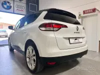 Usata Renault Scénic IV 110 CV (80 kW) 2018 Bianco Monovolume