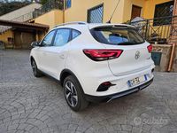 Usata MG ZS Luxury 114 kW (156 CV) 2022 Bianco Berlina