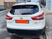 Używany Nissan Qashqai 110 KM (80 kW) 2015 Biały SUV