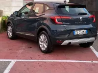 Usata Renault Captur Zen 95 CV (69 kW) 2021 Blu/azzurro SUV
