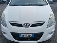 Usata Hyundai i20 77 CV (56 kW) 2009 Bianco Utilitaria