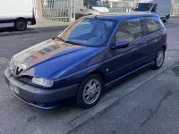 Usata Alfa Romeo 145 Quadrifoglio 150 CV (110 kW) 1997 Utilitaria
