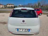 Usata Fiat Punto 77 CV (56 kW) 2015 Bianco Utilitaria