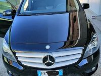Usata Mercedes B180 Executive 122 CV (89 kW) 2012 Nero Monovolume
