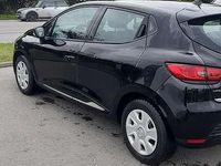 Usata Renault Clio II 75 CV (55 kW) 2011 Berlina