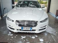 Usata Jaguar XE 200 CV (147 kW) 2019 Bianco Berlina