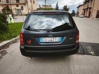 Usata Ford Focus Ambiente 100 CV (73 kW) 2004 Nero Station wagon