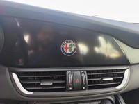 Usata Alfa Romeo Giulia Ti 210 CV (154 kW) 2024 Grigio Berlina