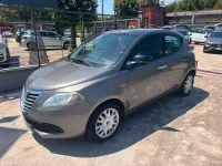 Usata Lancia Ypsilon Gold 69 CV (50 kW) 2012 Grigio Utilitaria