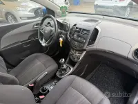 Usata Chevrolet Aveo 86 CV (63 kW) 2011 Bluazzurro Berlina