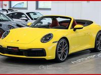 Usata Porsche 911 450 CV (330 kW) 2021 Giallo Cabrio