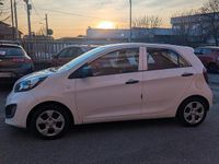 Usata Kia Picanto 69 CV (50 kW) 2012 Bianco Utilitaria