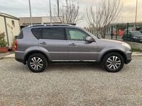Usata SsangYong Rexton 155 CV (114 kW) 2015 Grigio scuro SUV