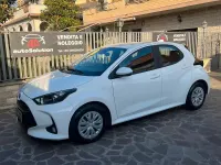 Usata Toyota Yaris Hybrid 92 CV (67 kW) 2023 Bianco Berlina