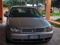 Usata VW Golf IV 105 CV (77 kW) 2002 Argento Berlina