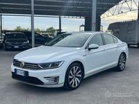 Usata VW Passat GTE 156 CV (114 kW) 2017 Bianco Berlina