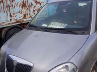 Usata Lancia Ypsilon 60 CV (44 kW) 2006 Argento Utilitaria