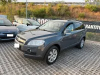 Usata Chevrolet Captiva LTZ 150 CV (110 kW) 2010 Grigio SUV