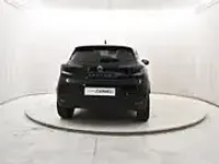 Käytetty Renault Captur Techno 91 HP (66 kW) 2025 Musta Katumaasturi