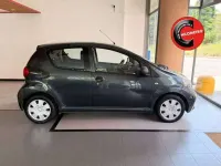 Usata Toyota Aygo 68 CV (50 kW) 2007 Blu/azzurro Utilitaria