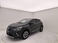 Usata Renault Captur Intens 101 CV (74 kW) 2022 Blu scuro SUV