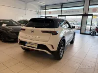 Usata Opel Mokka 131 CV (96 kW) 2025 Bianco SUV