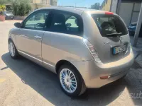 Usata Lancia Ypsilon 60 CV (44 kW) 2007 Beige Utilitaria
