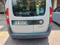 Usata Fiat Doblò 100 CV (73 kW) 2012 Grigio Monovolume